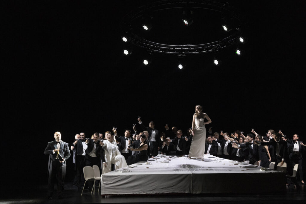 LA TRAVIATA